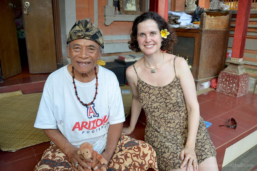 Tricia and Ketut Liyer Eat Pray Love real-life character Ketut Liyer meets with a visitor at his home.