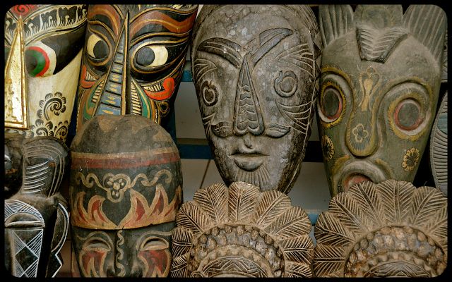 Wooden figures for sale in Bali