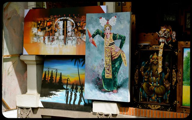 Paintings for sale in Bali