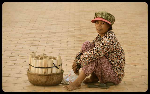 Vendor at Phnom Penh Riverside
