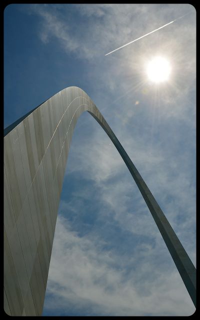 St. Louis Arch, Missouri Gateway Arch, Missouri, with sun overhead
