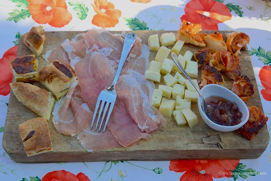 wine-tasting-finger-food