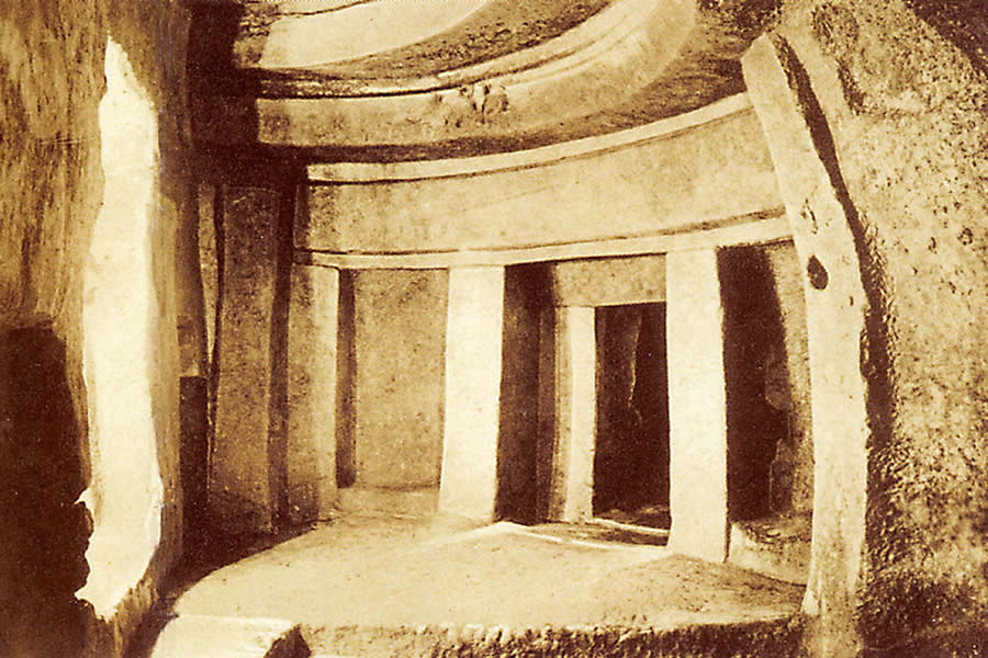 Photograph of the Hypogeum by Richard Ellis before 1910